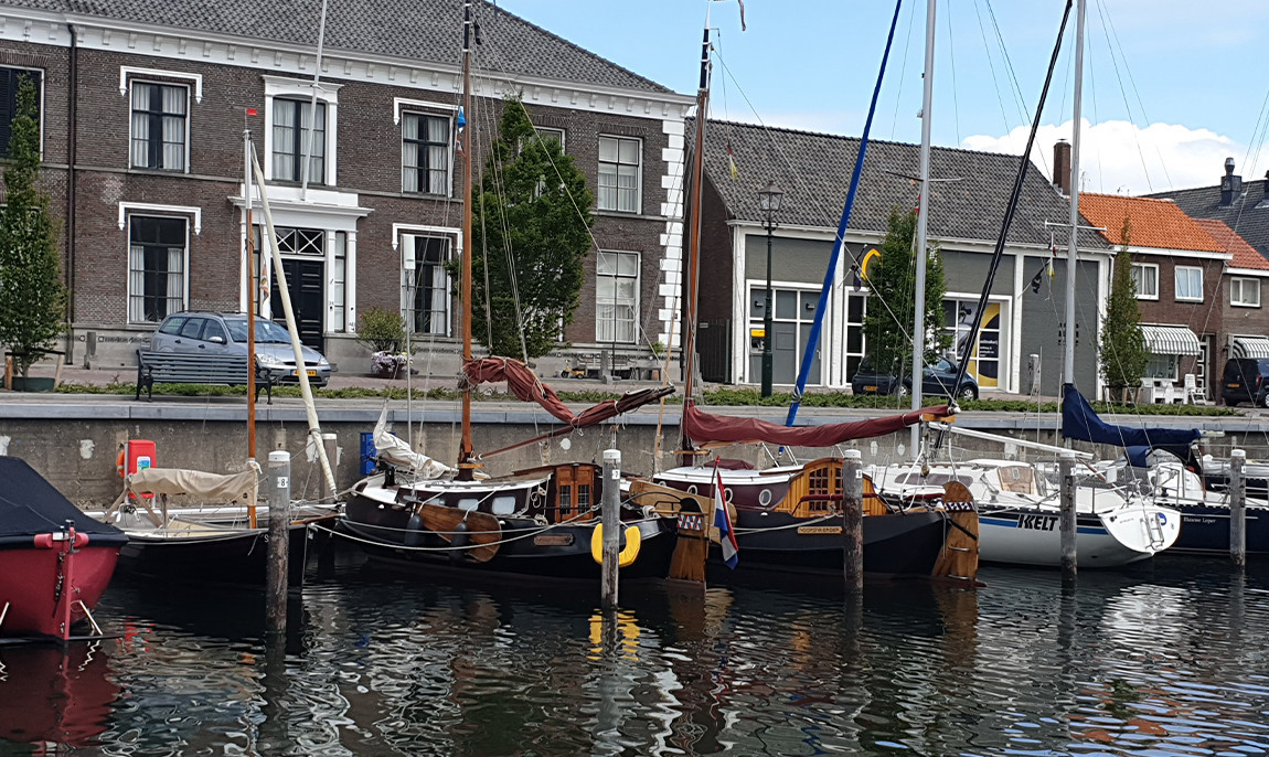 assets/images/activities/1-taegiger-segeltoern-in-sued-holland-nach-willemstad-ab-strijensas-nl/Seg-kre-6-1150x686x90.jpg