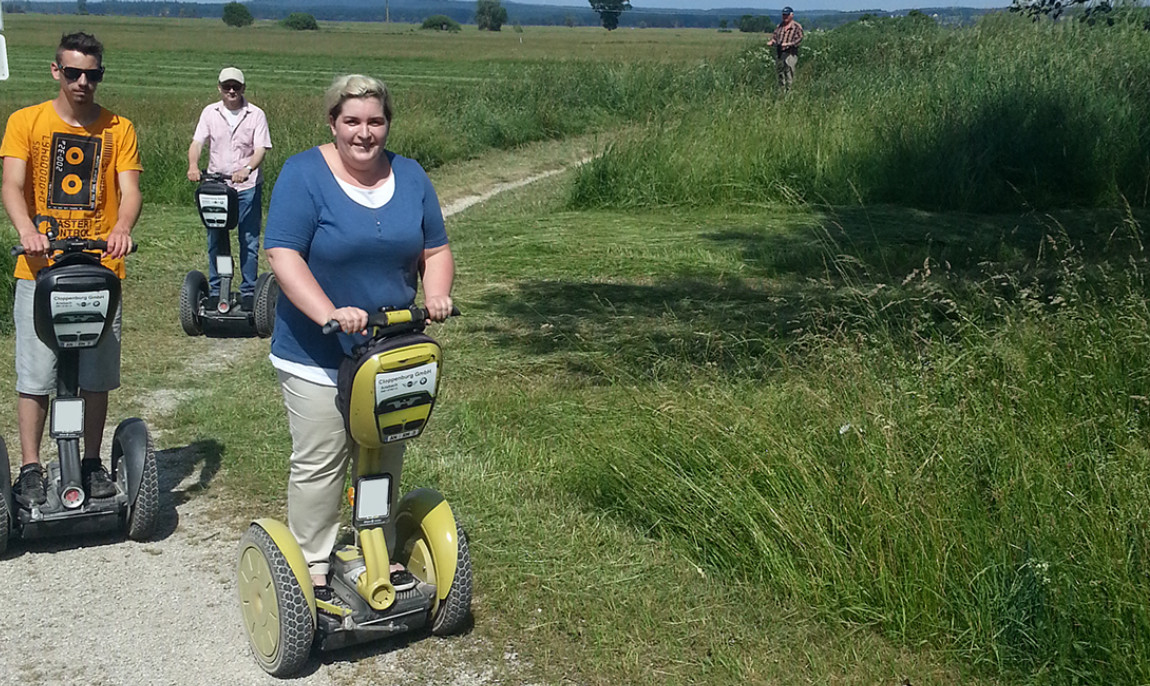 assets/images/activities/2-std-segway-tour-am-altmuehlsee/1280_0008_Copyright%20More%204%20Fun%20GmbH%20(1)-1150x686x90.jpg