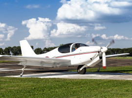 assets/images/activities/30-min-flugzeug-selber-fliegen-halle-oppin/1280_0000_Fotolia_56576442_Subscription_XXL-270x200x90.jpg