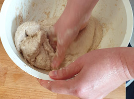 assets/images/activities/5-std-sauerteig-kochkurs-in-berlinwedding/pas-bro-2-270x200x90.jpg