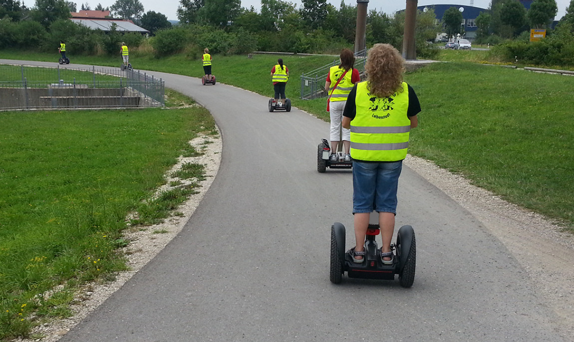 assets/images/activities/90-min-segway-tour-am-altmuehlsee/1280_0004_Copyright%20More%204%20Fun%20GmbH%20(6)-1150x686x90.jpg