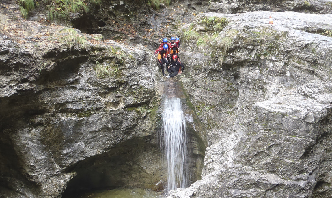 assets/images/activities/abtenau-canyoning-tour/1280_0011_Canyoning%20Almbach3-1150x686x90.jpg