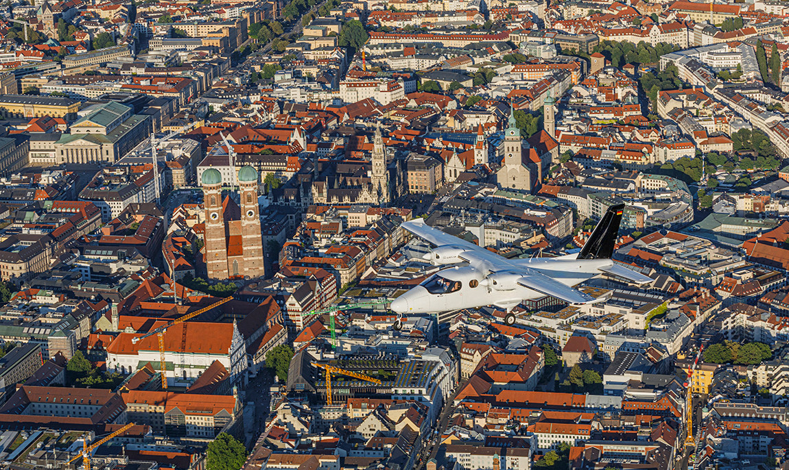 assets/images/activities/augsburg-flugzeug-rundflug/be_0007_DISLA_A2A_062-A-1150x686x90.jpg