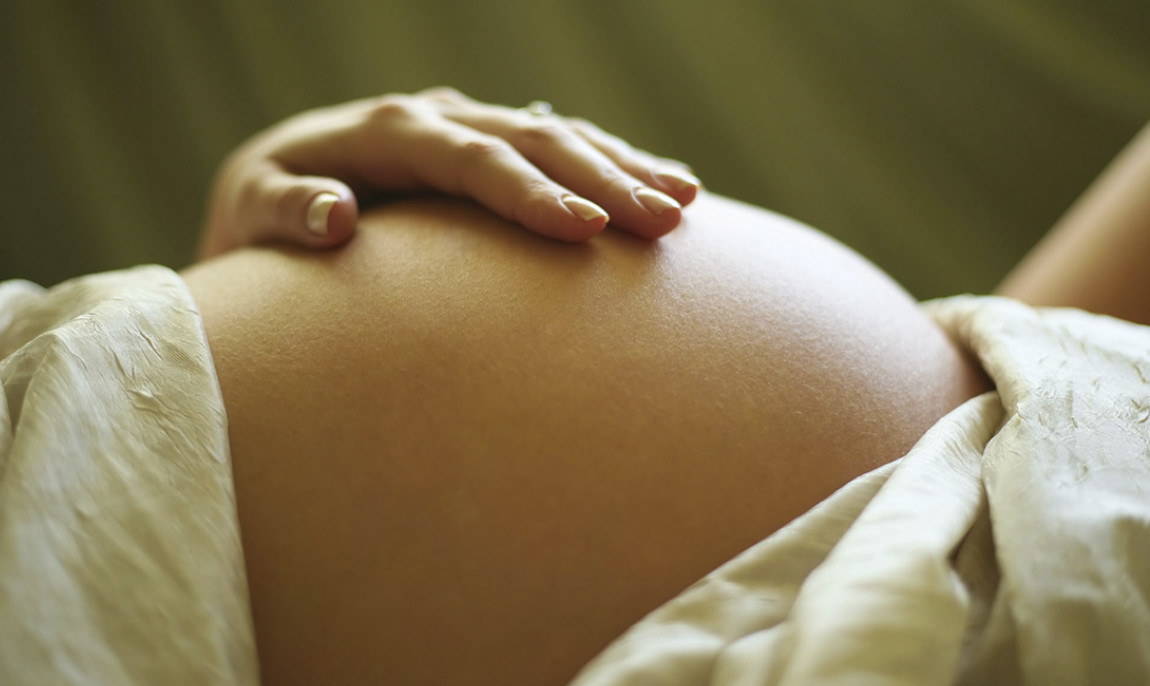 assets/images/activities/babybauch-fotoshooting-freiburg/1280_0004_Fotolia_3467339_Subscription_L-1150x686x90.jpg
