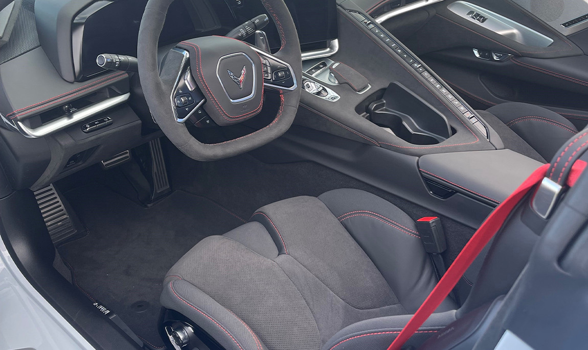 assets/images/activities/baindt-raum-ravensburg-8-std-corvette-c8-roadster-mieten/Corvette-5-1150x686x90.jpg
