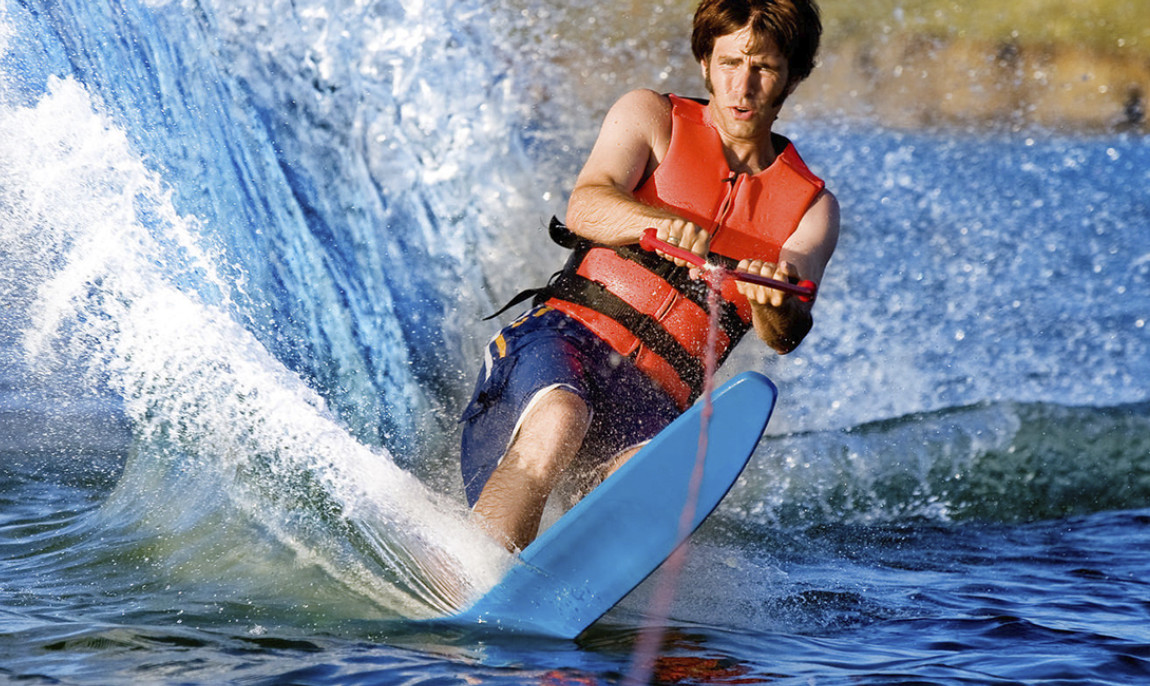 assets/images/activities/barfuss-wasserski-fahren-auf-der-mosel-in-poelich-raum-trier/1280_0001_Fotolia_9040013_Subscription_L-1150x686x90.jpg