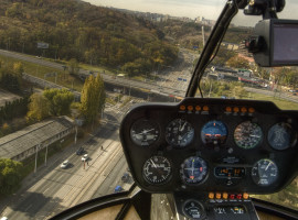 assets/images/activities/berlin-10-min-hubschrauber-rundflug/1280_0002_Fotolia_15813094_Subscription_XL-270x200x90.jpg