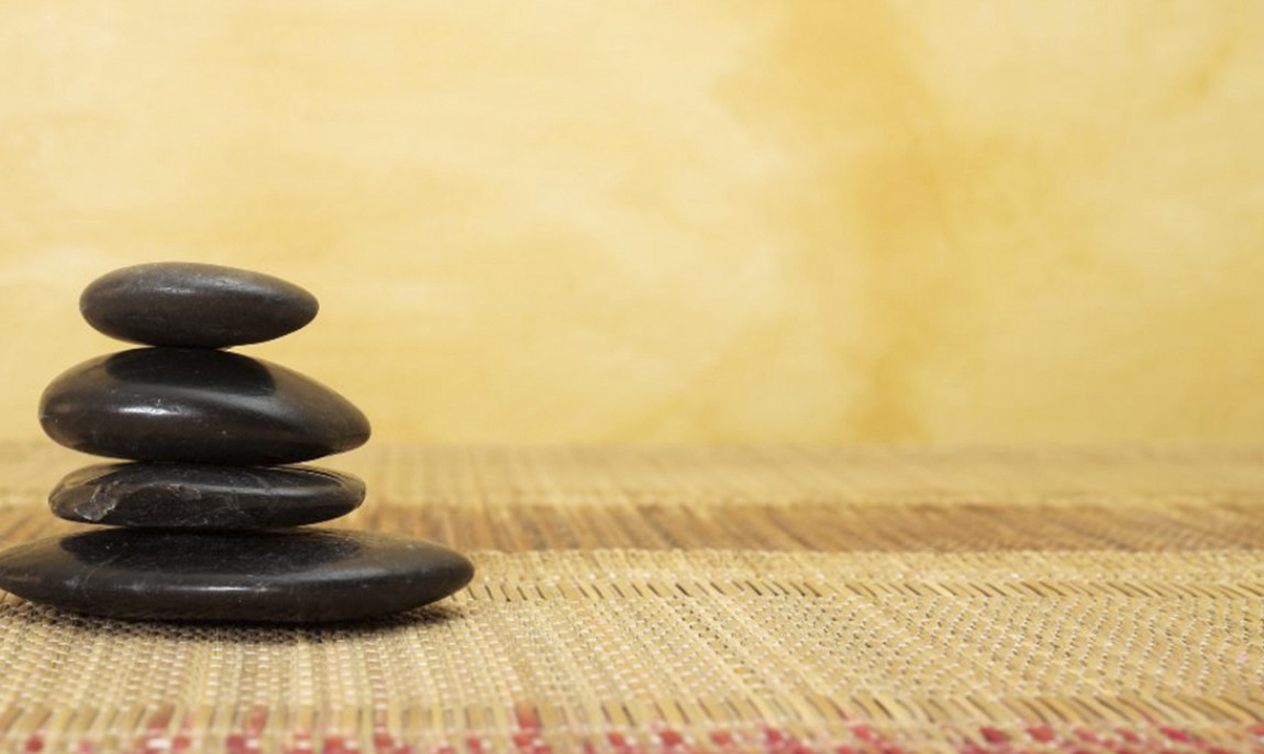 assets/images/activities/berlin-hot-stone-massage/1280_0008_Fotolia_129583_Subscription_L-1150x686x90.jpg