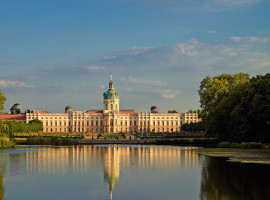 assets/images/activities/berlin-konzert-dinner/1280_0000_Schloss%20Charlottenburg%201-270x200x90.jpg