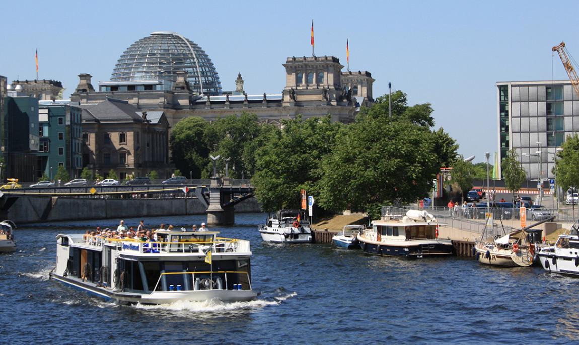 assets/images/activities/berlin-schnitzel-jagd/1280_0003_Reichstag_1-1150x686x90.jpg