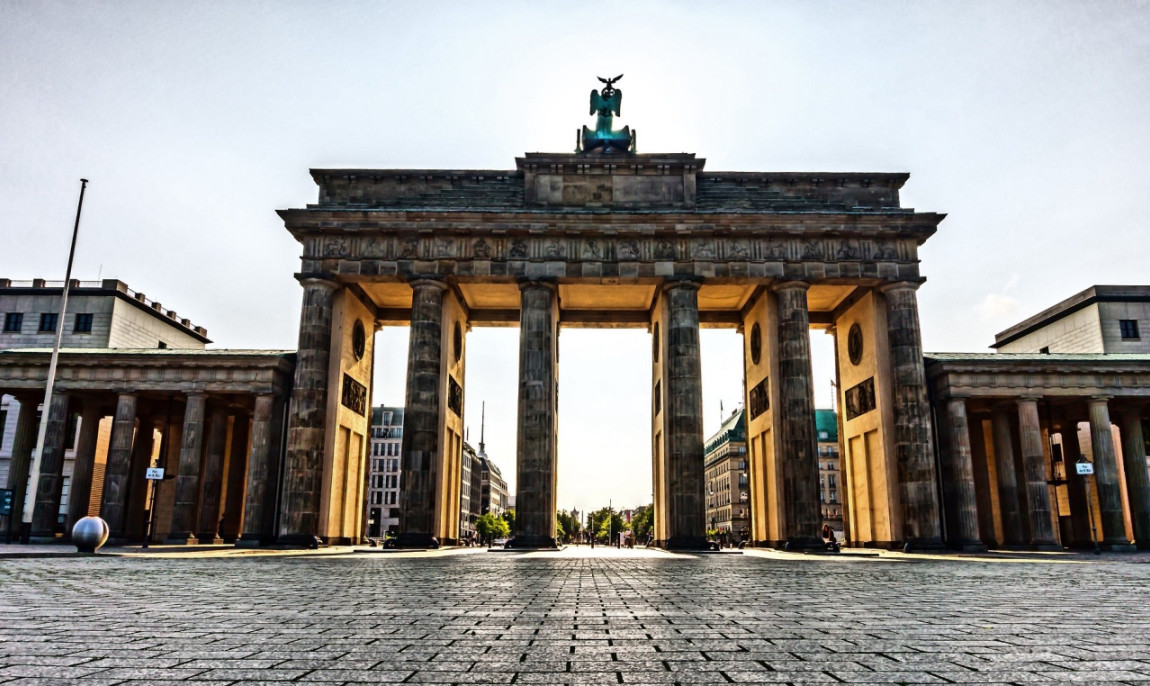 assets/images/activities/berlin-schnitzeljagd/brandenburger_tor_3171308_pixa-1150x686x90.jpg