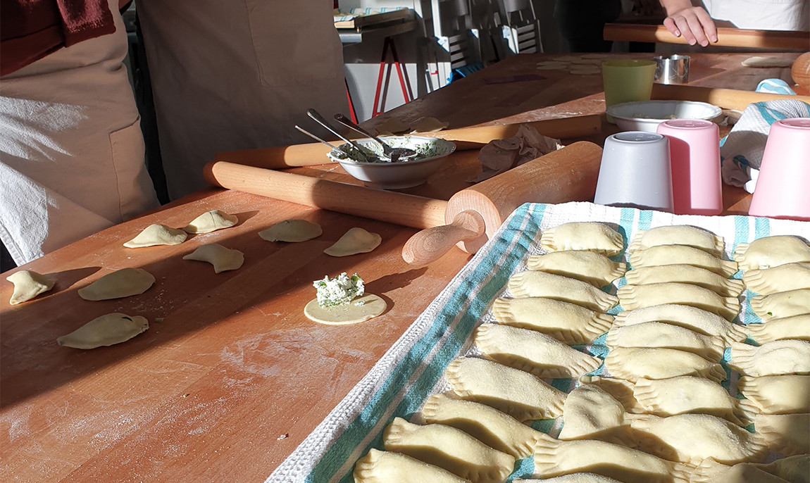 assets/images/activities/berlin-wedding-4-std-pasta-kochkurs-vegetarisch/pas-pas-31-1150x686x90.jpg