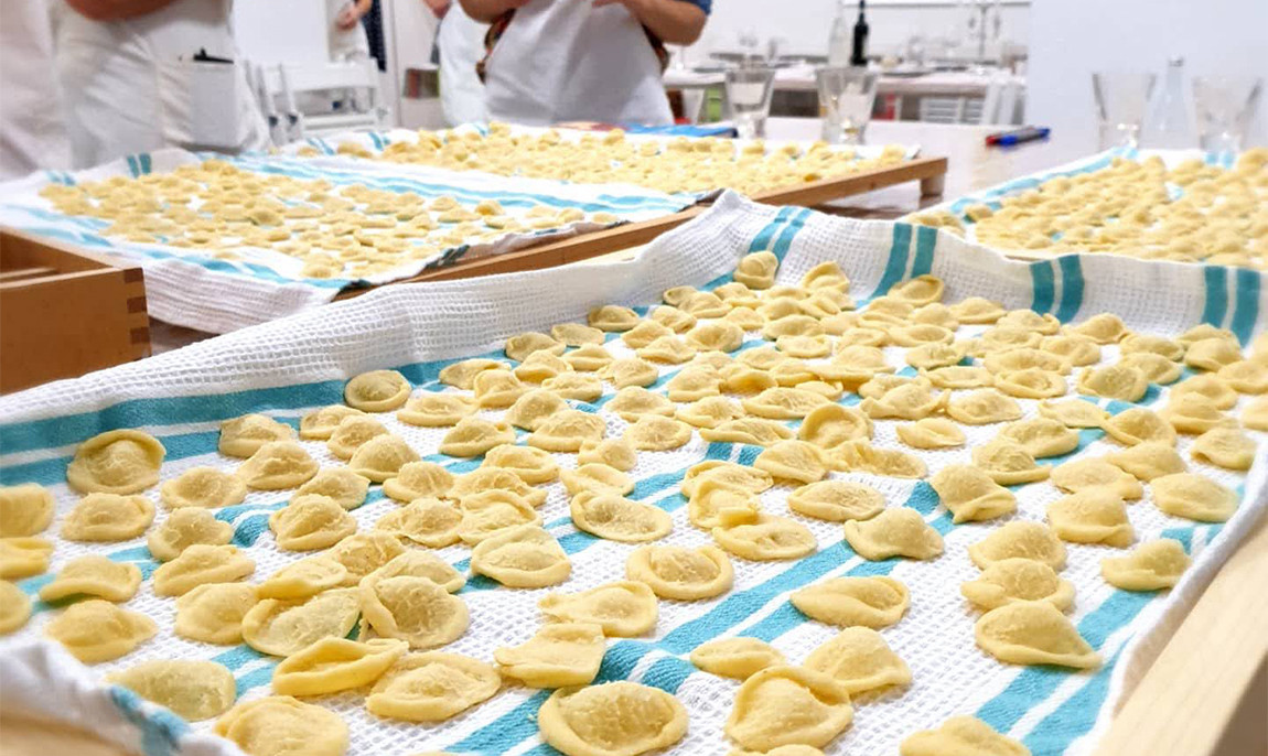 assets/images/activities/berlinwedding-4-std-pasta-kochkurs-vegan/pas-pas-6-1150x686x90.jpg