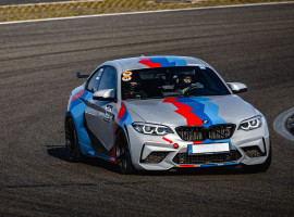 assets/images/activities/bilster-berg-4-runden-bmw-m2-selber-fahren-und-3-runden-renntaxi/bmw-m2-10-270x200x90.jpg