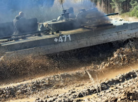 assets/images/activities/bmp-schuetzenpanzer-fahren-in-steinhoefel-raum-brandenburg/panz-wer-11-270x200x90.jpg