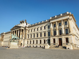 assets/images/activities/braunschweig-schnitzel-jagd/Fotolia_17246058_Subscription_XXL-270x200x90.jpg