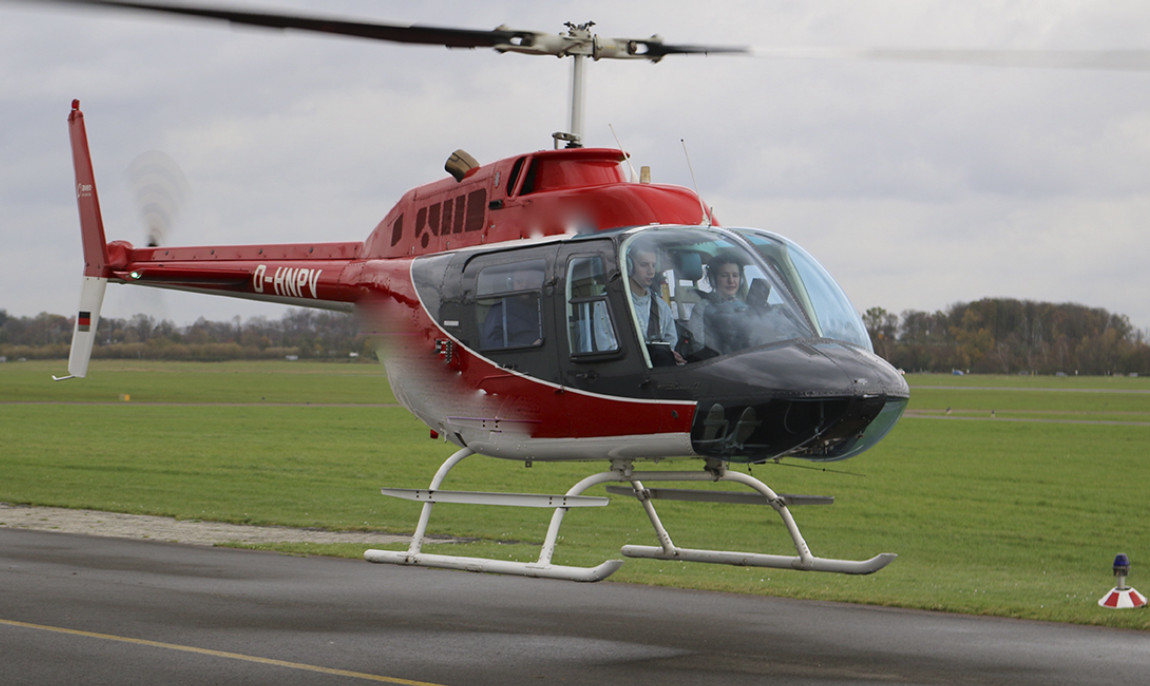 assets/images/activities/bremen-helikopter-rundflug/1280_0009_IMG_0526-1150x686x90.jpg