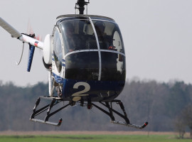 assets/images/activities/bremen-helikopter-rundflug/1280_0014_03-270x200x90.jpg