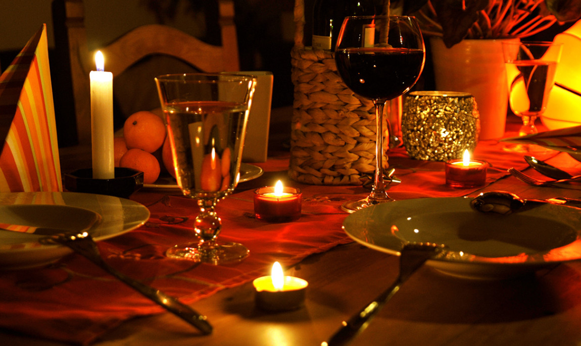 assets/images/activities/candle-light-dinner-bestwig/1280_0008_Fotolia_5508446_Subscription_L-1150x686x90.jpg