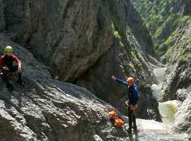 assets/images/activities/canyoning-tour-bad-toelz/1280_0004_2013-08-22_12-37-23_695-270x200x90.jpg