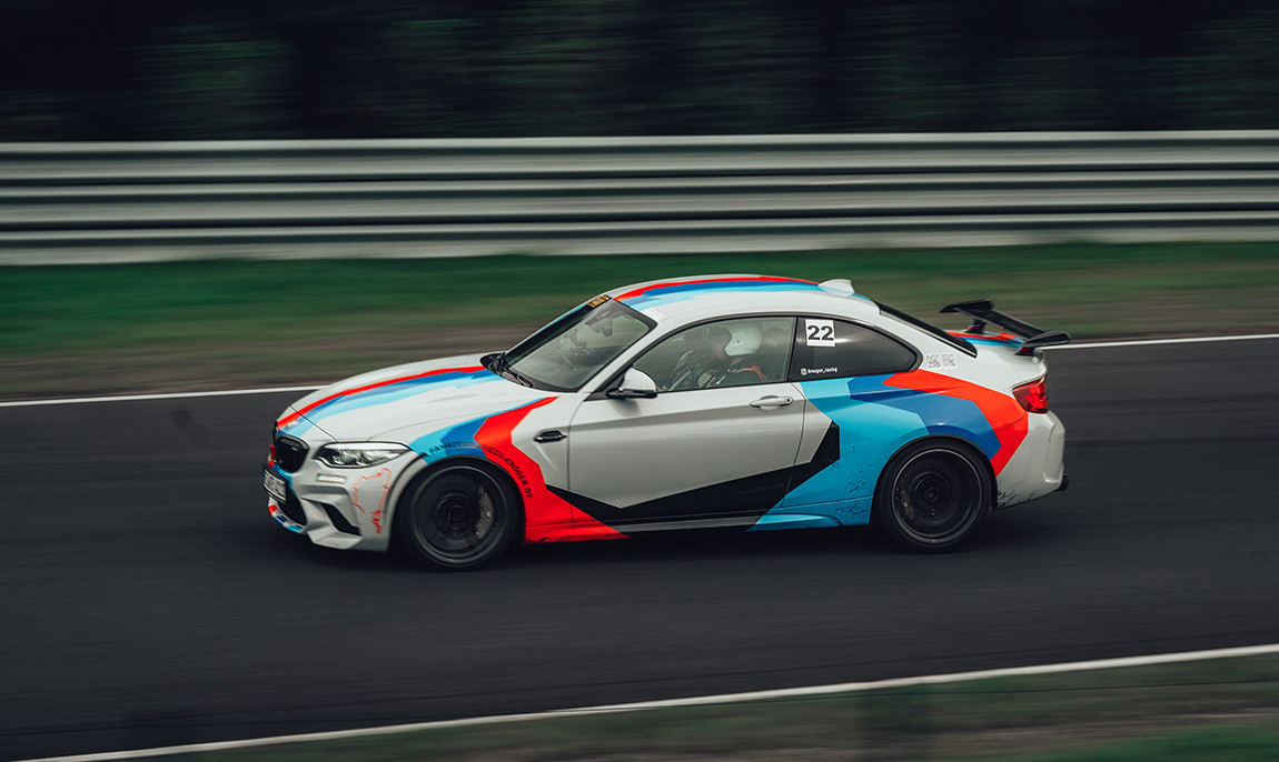 assets/images/activities/circuit-meppen-2-runden-renntaxi-bmw-m2/bear_0004_DSC09911-1150x686x90.jpg