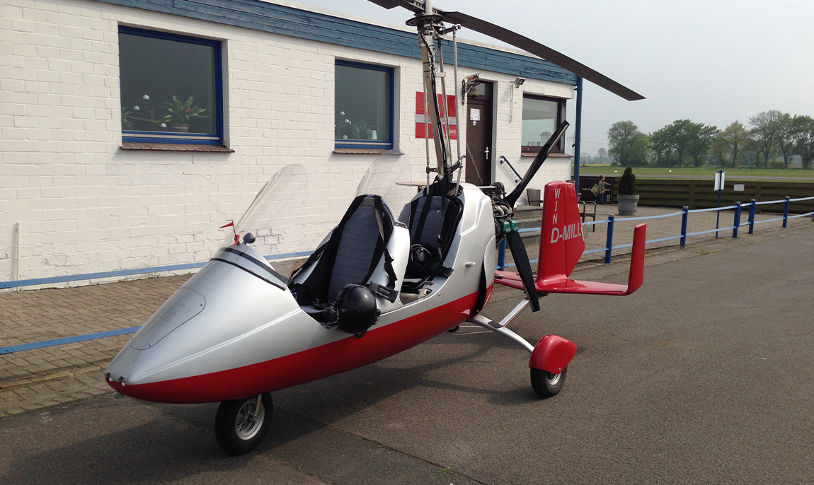 assets/images/activities/damme-60-min-tragschrauber-rundflug/Tra-Bra-1-1150x686x90.jpg