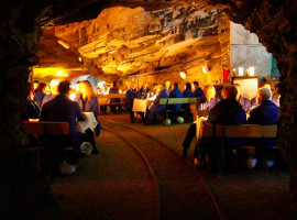 assets/images/activities/dinner-im-bergwerk-fuer-zwei-in-ramsbeck-sauerland-in-nrw/1280_0003_resize-6-270x200x90.jpg