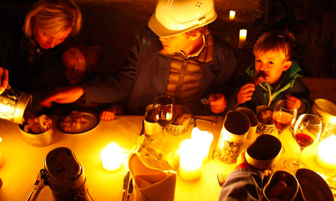 assets/images/activities/dinner-im-bergwerk-fuer-zwei-in-ramsbeck-sauerland-in-nrw/1280_0007_resize-2-1150x686x90.jpg