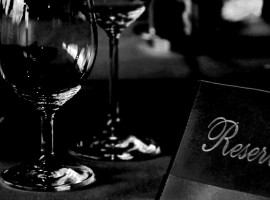 assets/images/activities/dinner-in-the-dark-fuer-zwei-wetzlar/1280_0000_Schwarzwei%C3%9F%201-270x200x90.jpg