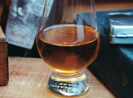 assets/images/activities/dortmund-90-min-whisky-tasting/Whisky%20Tasting%2010-270x200x90.jpg