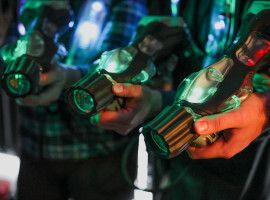 assets/images/activities/dortmundinnenstadtost-60-min-lasertag-fuer-1-bis-6-personen/pexels-photo-3869074-270x200x90.jpg