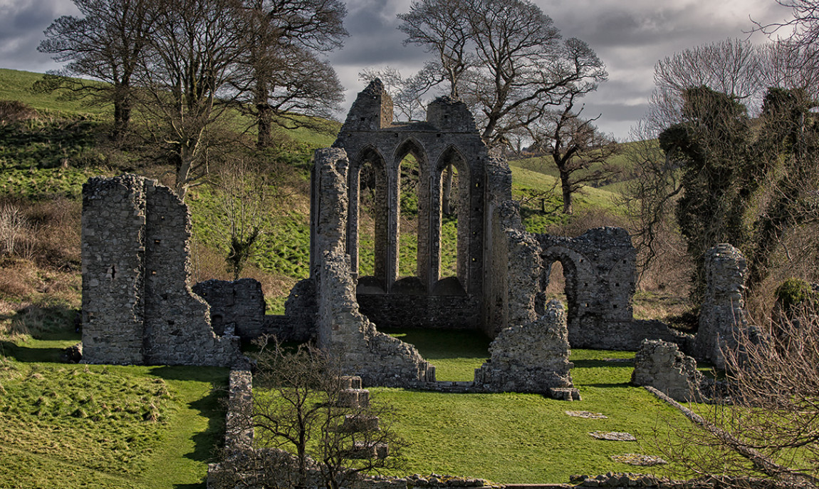 assets/images/activities/dublin-3-tage-game-of-thrones-erlebnisreise/1280_0002_16538_GOT%20-%20%20Inch%20Abbey-1150x686x90.jpg