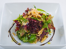 assets/images/activities/duesseldorf-45-std-duesseldorf-erschmecken-raetseldinnertour-fuer-2/salad-3844815_1920-270x200x90.jpg