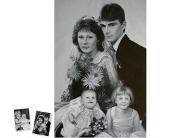 assets/images/activities/einzelportrait-50x40-nach-schwarzweiss-foto/1280_0009_Familie-schwarz-weiss-270x200x90.jpg