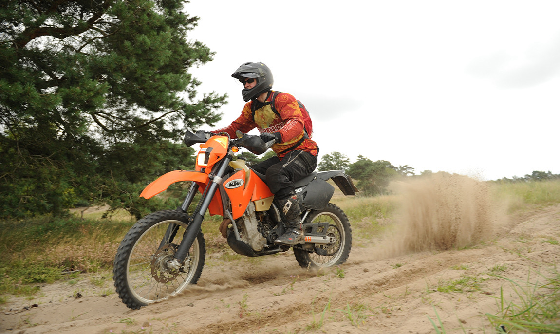 assets/images/activities/enduro-fahren-lernen-in-boizenburg-mecklenburg-vorpommern/mec-end-15-1150x686x90.jpg