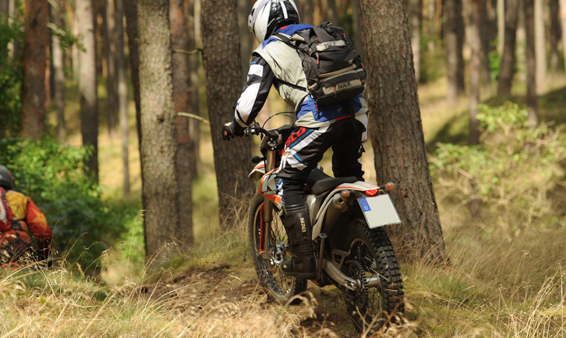 assets/images/activities/enduro-tour-offroad-in-boizenburg-mecklenburg-vorpommern/1280_0004_DSC_9111-1150x686x90.jpg
