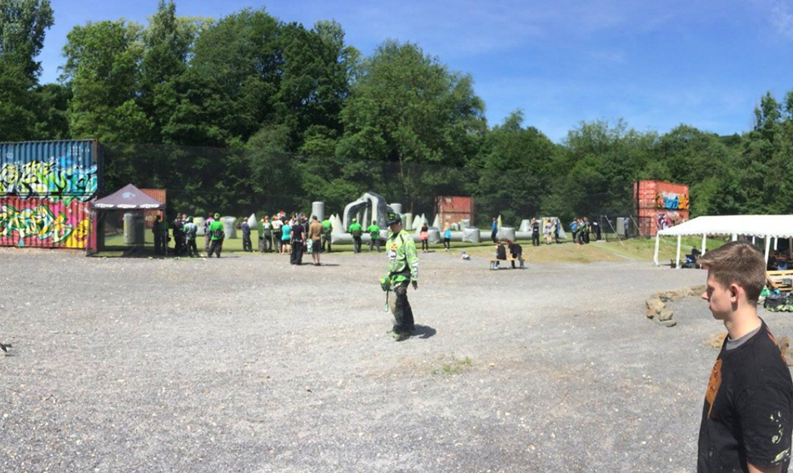 assets/images/activities/ennepetal-paintball-spielen/1280_0001_outdoor-paintball-ennepetal-panorama-1150x686x90.jpg
