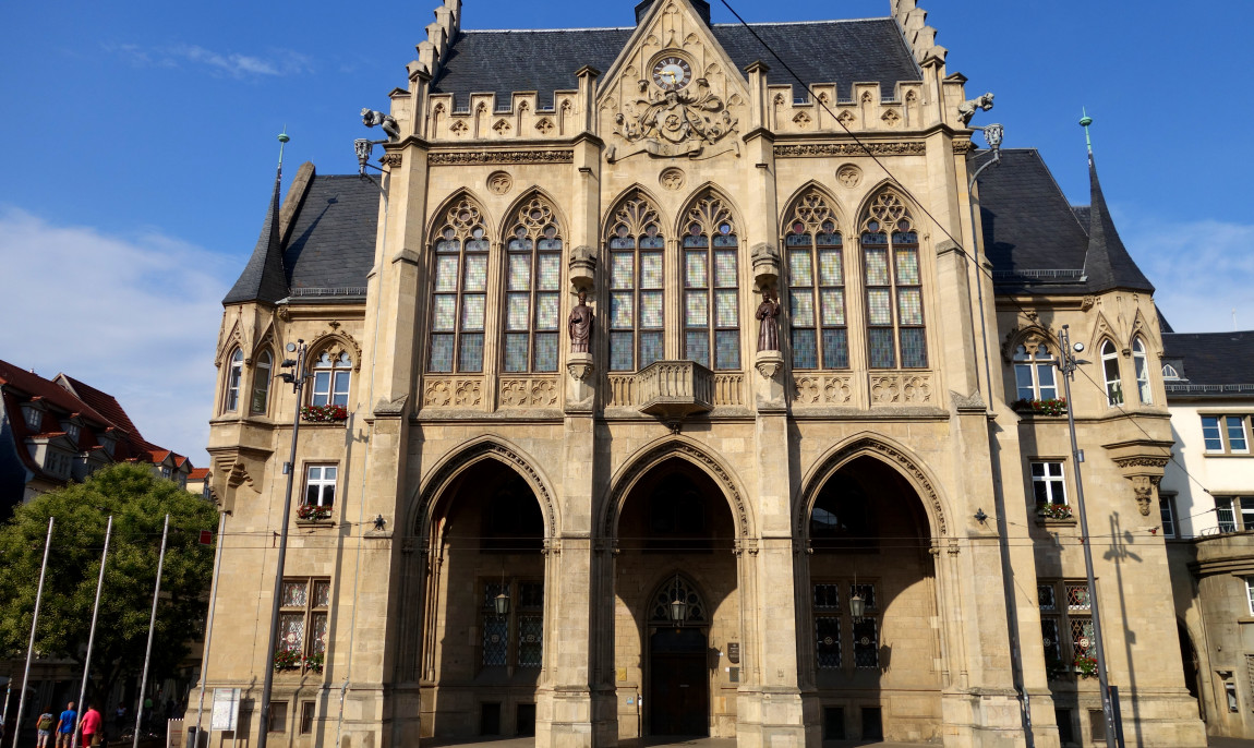 assets/images/activities/erfurt-schnitzel-jagd/RathausI-1150x686x90.JPG