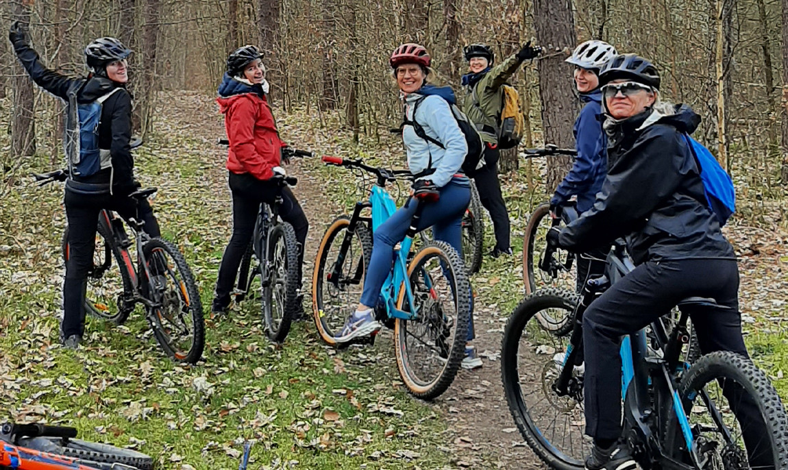 assets/images/activities/erlangen-4-std-mountainbike-grundkurs-fueranfaenger/Ski-Bike-Kite%2018%20(Ladies%20only)-1150x686x90.jpg