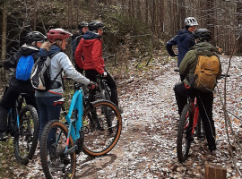 assets/images/activities/erlangen-4-std-mountainbike-grundkurs-fueranfaenger/Ski-Bike-Kite 20 (Ladies only).jpg