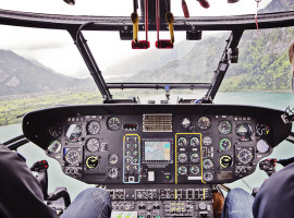 assets/images/activities/essen-hubschrauber-rundflug/1280_0006_Fotolia_54027209_Subscription_XL-270x200x90.jpg