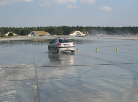 assets/images/activities/fahrsicherheitstraining-intensiv-in-gross-doelln-raum-berlin/1280_0006_IMG_3353-270x200x90.jpg