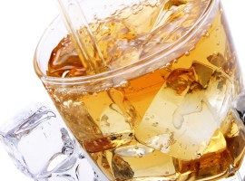 assets/images/activities/feldatal-whisky-tasting/1280_0007_Fotolia_729937_Subscription_L-270x200x90.jpg