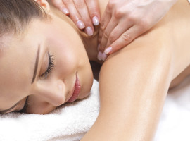 assets/images/activities/floating-und-massage-waren/1280_0004_Fotolia_6434290_Subscription_L-270x200x90.jpg