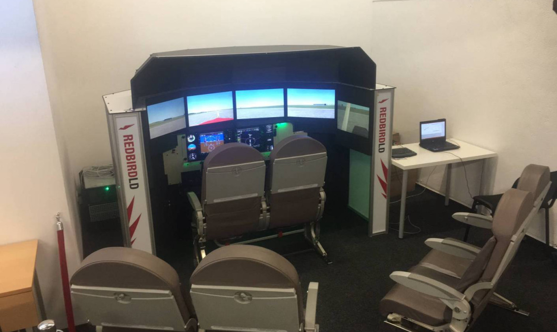 assets/images/activities/flughafen-dortmund-flugsimulator/SIM3-1150x686x90.jpg