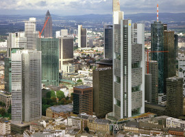 assets/images/activities/frankfurt-egelsbach-heli-rundflug/1280_0006_ffm-skyl-cmyk-a-270x200x90.jpg