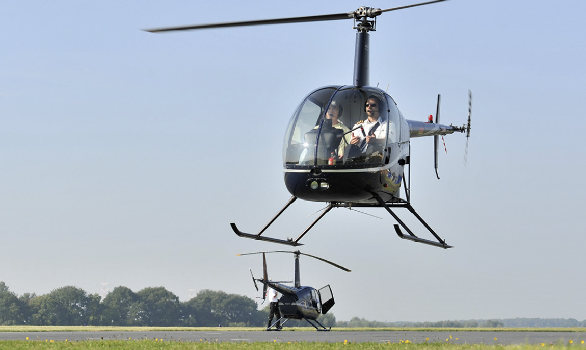 assets/images/activities/frankfurt-egelsbach-helikopter-rundflug/1280_0003_Schnupperkurs2-1150x686x90.jpg