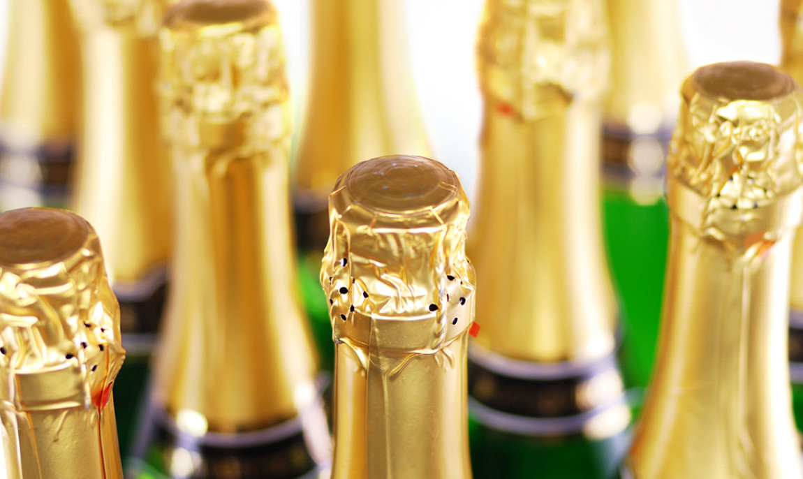 assets/images/activities/freiburg-champagner-tasting/1280_0001_Fotolia_19057633_Subscription_L-1150x686x90.jpg