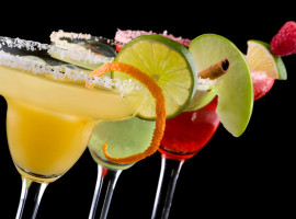 assets/images/activities/freiburg-cocktail-tasting/Fotolia_9988986_Subscription_L-270x200x90.jpg