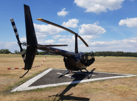 assets/images/activities/freystadt-30-min-hubschrauber-rundflug-ab-flugplatz/903E6559-6233-44DB-BA7A-16A06D2042DD_1_201_a-270x200x90.jpeg